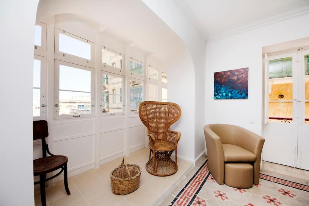 Ag3 - Large, Bright And Stylish Apartment Valletta Luaran gambar